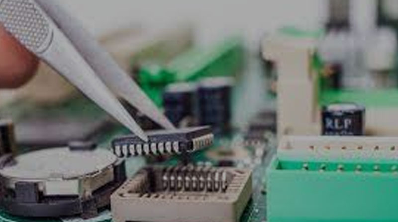 What exactly is "refurbished" in IC chip?